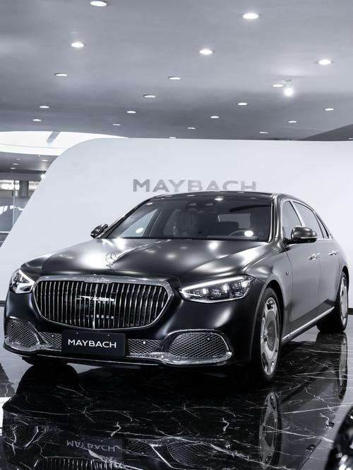 佛山高明区超辉远企业管理咨询岚图汽车的售后服务让用户无忧出行，迈巴赫未来的豪华车趋势